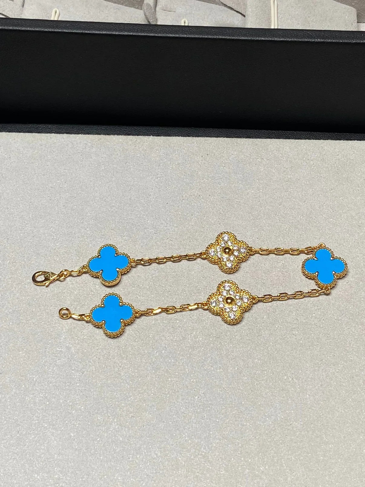 [Aurelle Style] CLOVER 5 MOTIF BLUE AGATE BRACELET COLLECTION