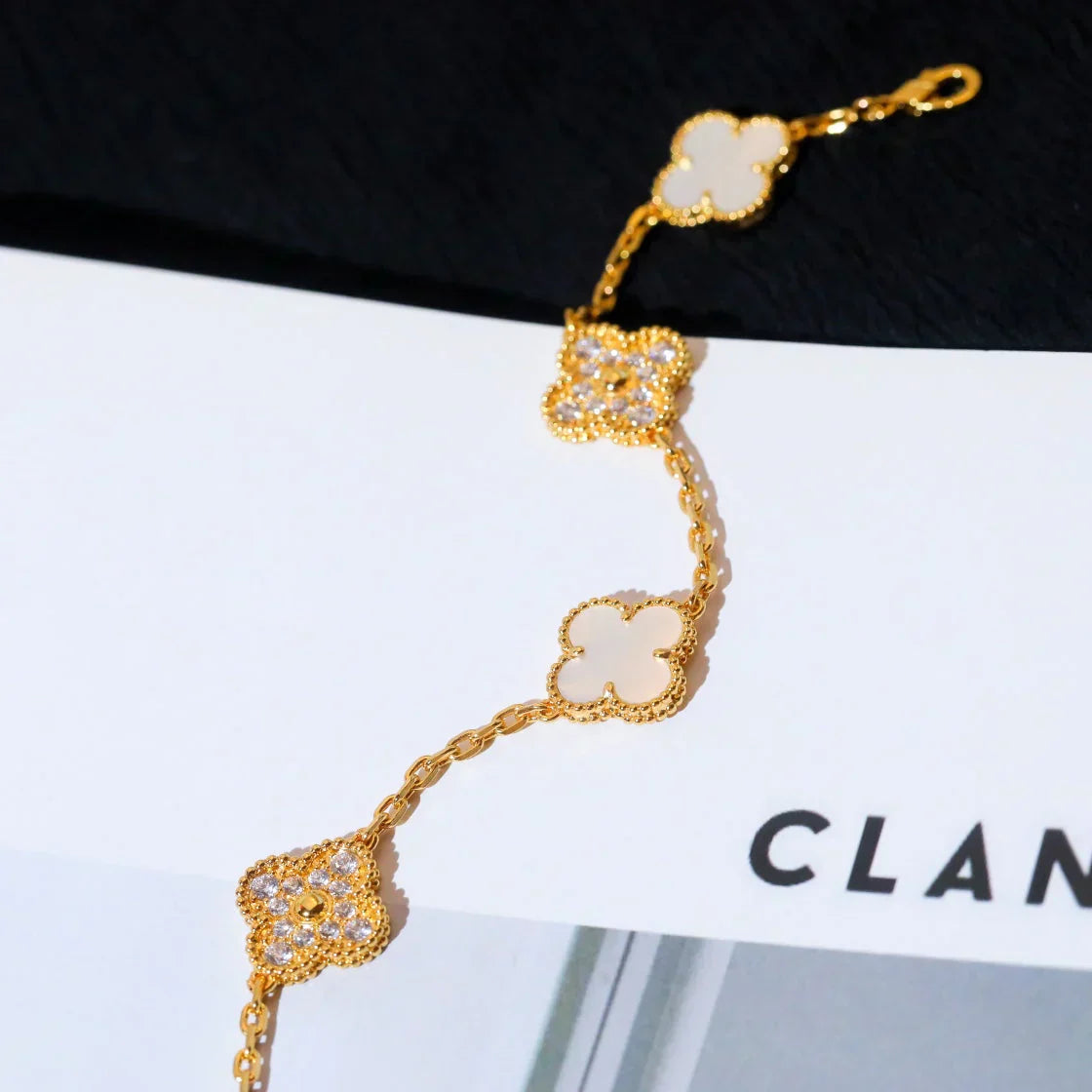 [Aurelle Style]CLOVER WHITE PEARL MOP 5 MOTIF BRACELET COLLECTION