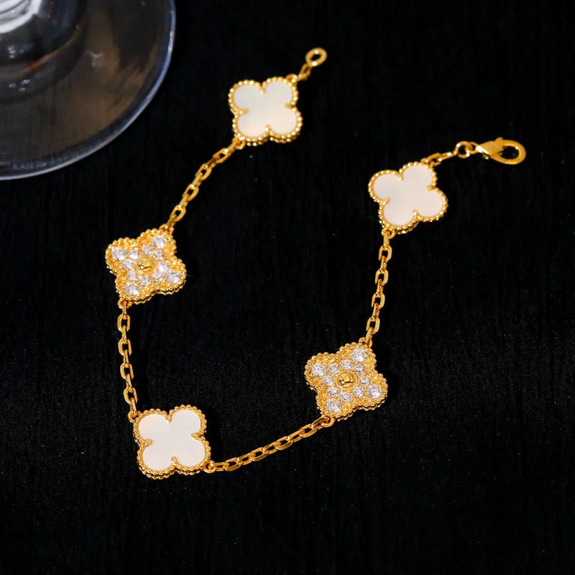 [Aurelle Style]CLOVER WHITE PEARL MOP 5 MOTIF BRACELET COLLECTION