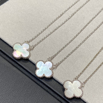 [Aurelle Style]CLOVER MEDIUM SILVER WHITE MOP NECKLACE