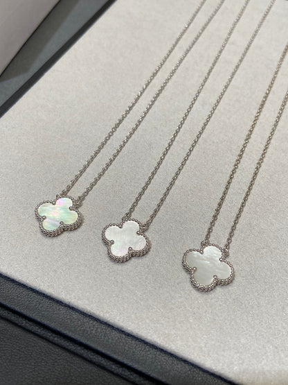 [Aurelle Style]CLOVER MEDIUM SILVER WHITE MOP NECKLACE