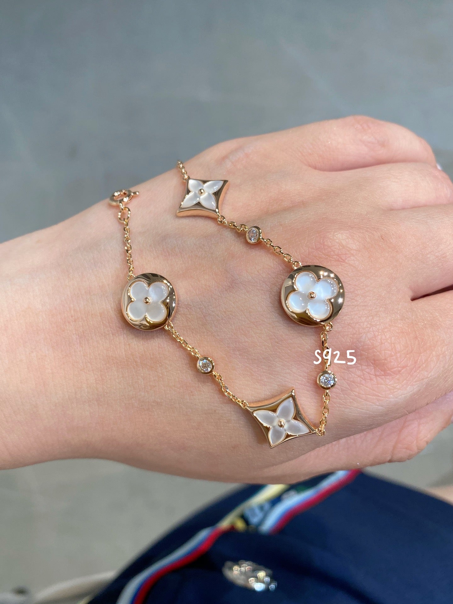[Aurelle Style]STAR AND SUN 4 MOTIF WHITE MOP PINK GOLD BRACELET