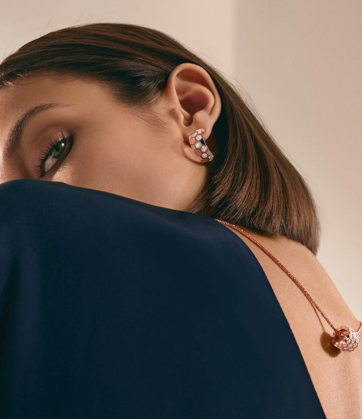 [Aurelle Style]BEE LOVE DIAMOND HOOP EARRINGS