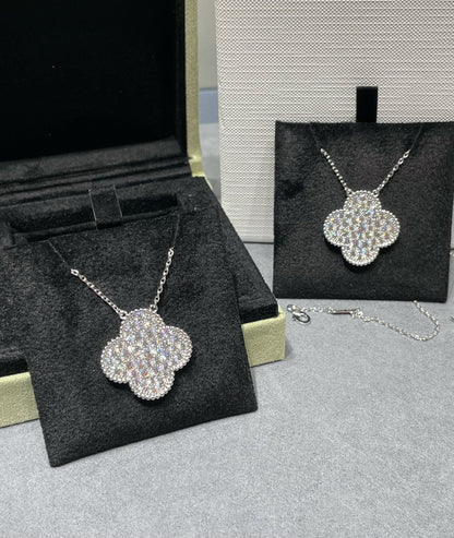 [Aurelle Style]CLOVER 25MM LARGE PENDANT DIAMOND PAVED SILVER NECKLACE