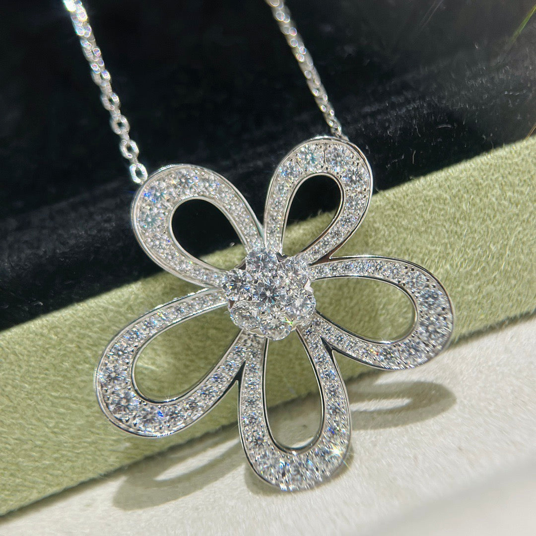 [TOP]FLOWERLACE NECKLACE FULL DIAMONDS