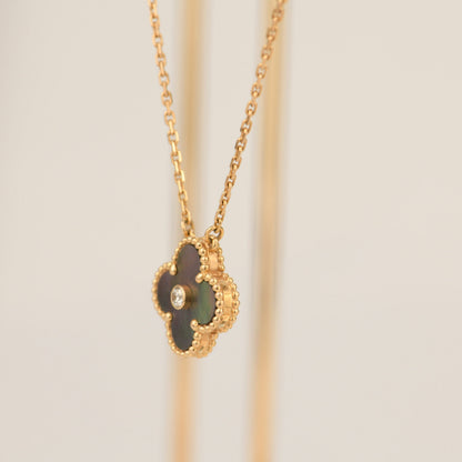 [Aurelle Style]CLOVER 15MM DIAMOND AND MOTHER-OF-GREY NECKLACE