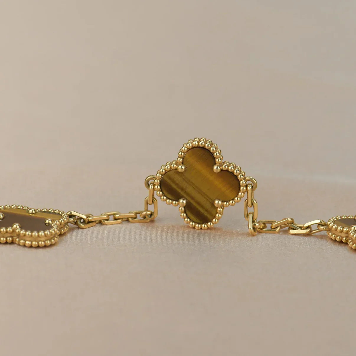 [Aurelle Style] CLOVER 5 MOTIFS TIGER EYE BRACELET COLLECTION