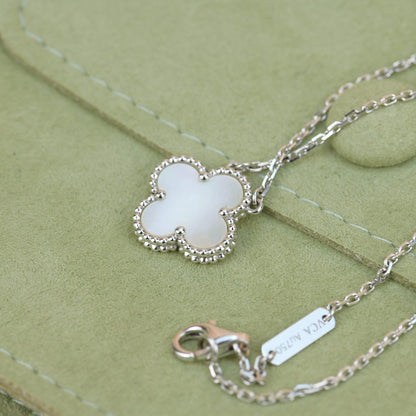[Aurelle Style]CLOVER  15MM WHITE MOTHER-OF-PEARL SILVER