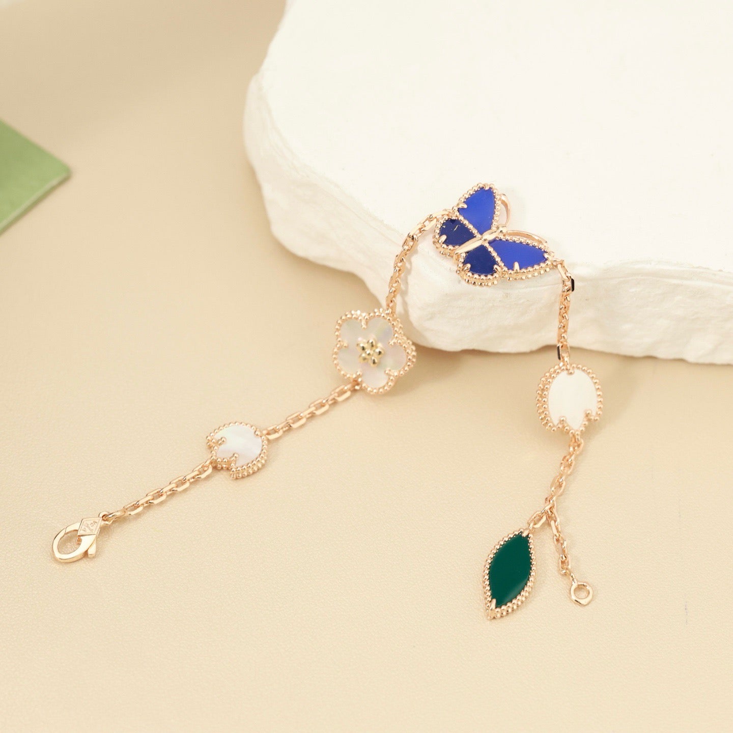 [Aurelle Style]LUCKY SPRING BUTTERFLY 5 MOTIF BRACELET