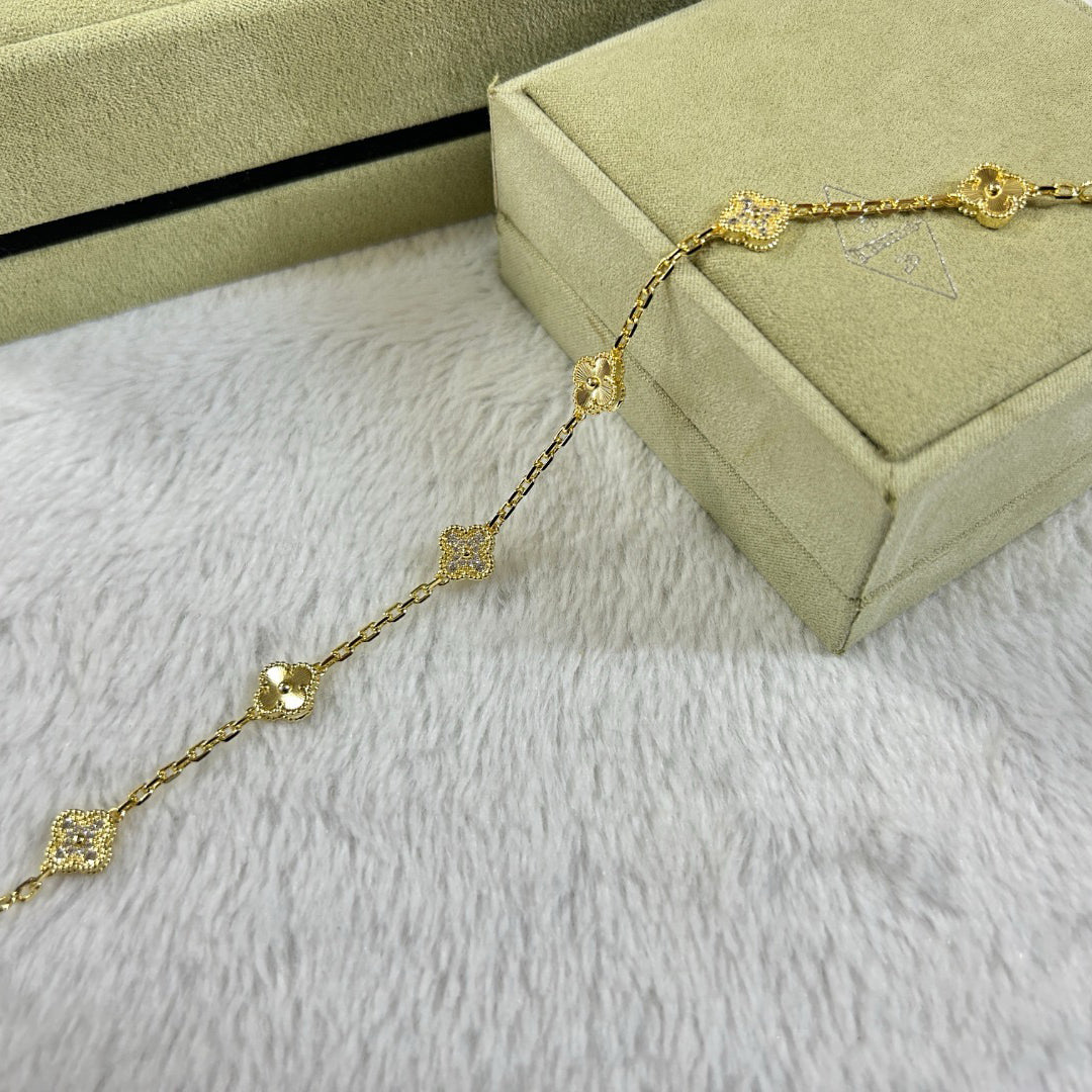 [Aurelle Style]CLOVER 6 MOTIF DIAMOND LASER BRACELET
