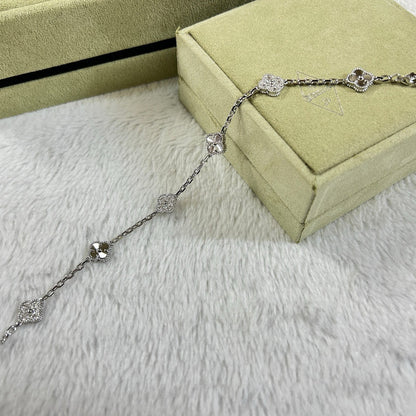 [Aurelle Style]CLOVER 6 MOTIF DIAMOND LASER BRACELET