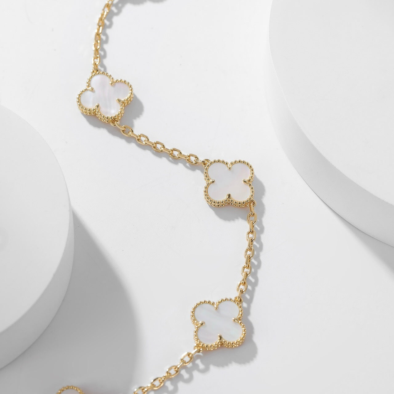 [Aurelle Style]CLOVER 10 MOTIFS WHITE MOTHER OF PEARL NECKLACE