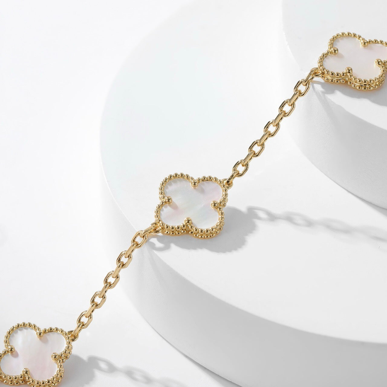 [Aurelle Style]CLOVER 10 MOTIFS WHITE MOTHER OF PEARL NECKLACE