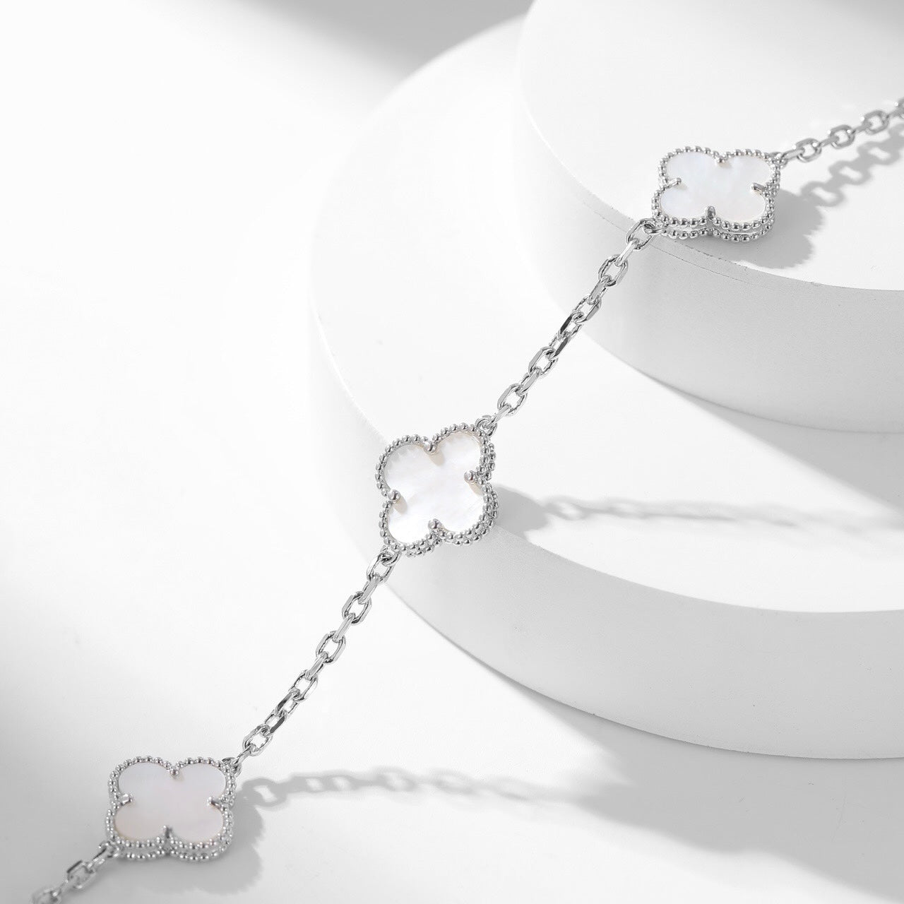 [Aurelle Style]CLOVER 10 MOTIFS WHITE MOTHER OF PEARL NECKLACE