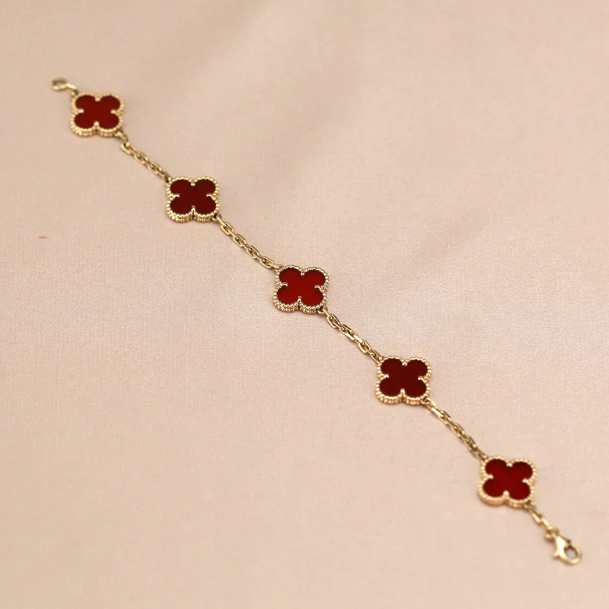 [Aurelle Style] CLOVER 5 MOTIF RED CORNELIAN BRACELET COLLECTION