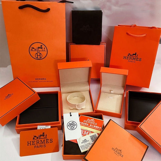 [Aurelle Style]HM BRACELET NECKLACE RING BOX GIFT BAG