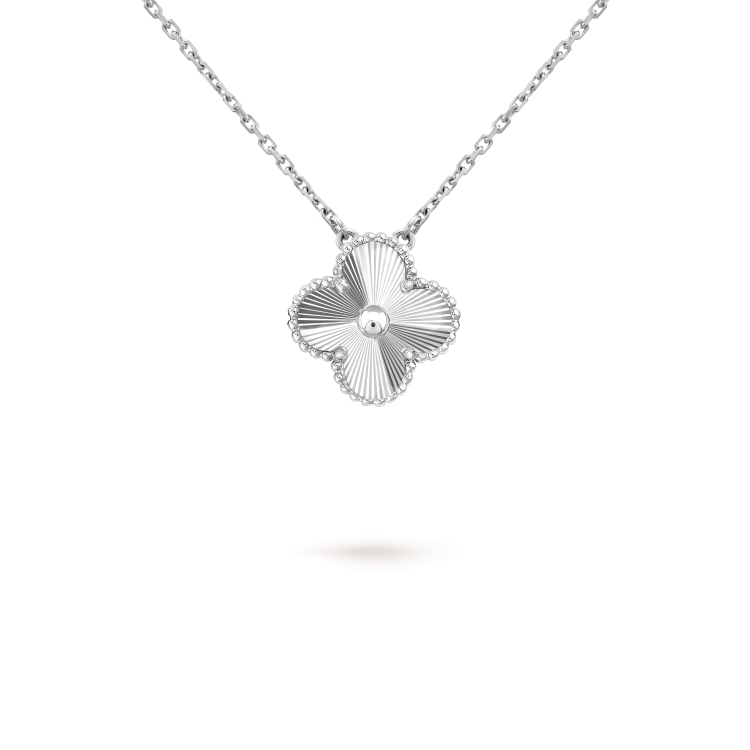 [Aurelle Style]CLOVER 15MM LASER NECKLACE SILVER