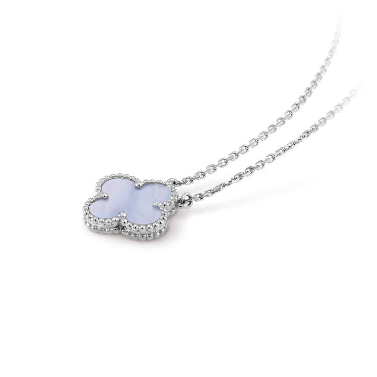 [Aurelle Style]CLOVER 15MM BLUE CHALCEDONY NECKLACE SILVER