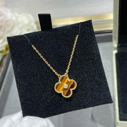 [Aurelle Style]CLOVER 15MM DIAMOND AND YELLOW TIGER'S EYE AGATE necklace