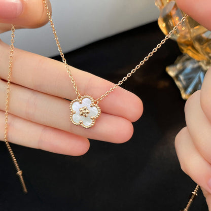 [Aurelle Style]LUCKY  WHITE MOP  PLUM BLOSSOM NECKLACE