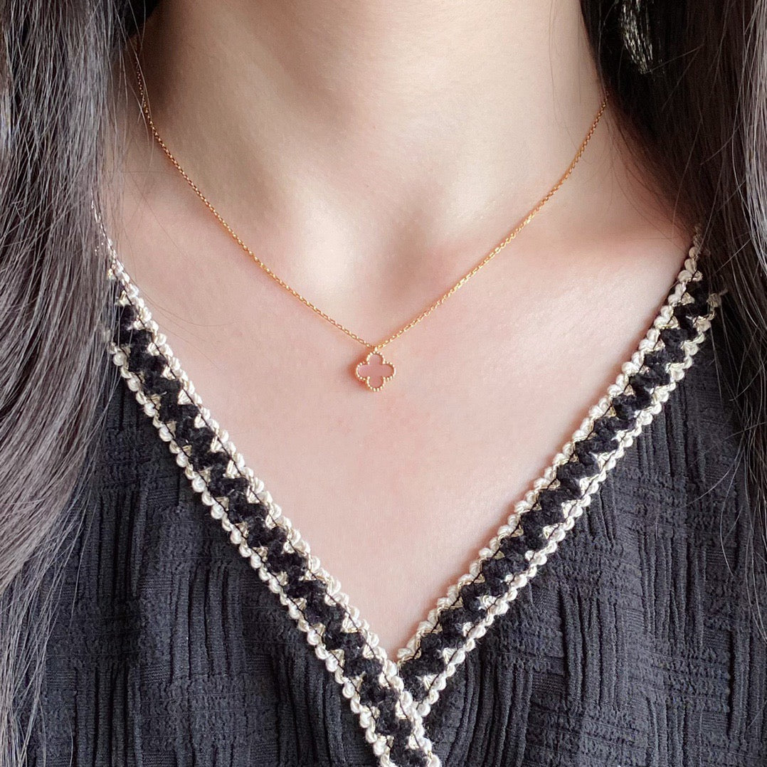 [Aurelle Style]CLOVER 9.5MM PINK MOTHER OF PEARL SINGLE FLOWER NECKLACE