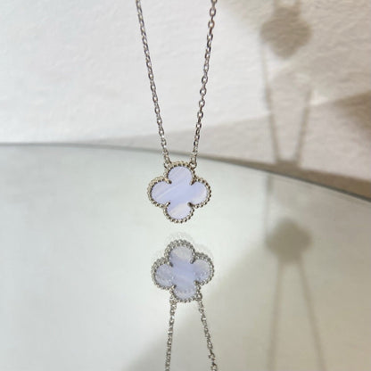 [Aurelle Style]CLOVER 15MM BLUE CHALCEDONY NECKLACE SILVER
