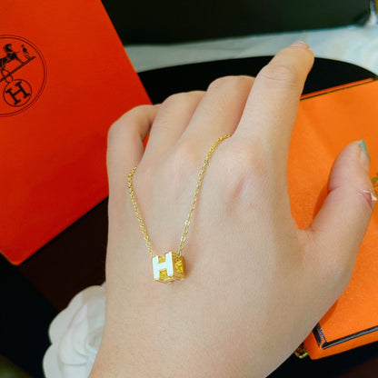[Aurelle Style]H WHITE SQUARE GOLD NECKLACE