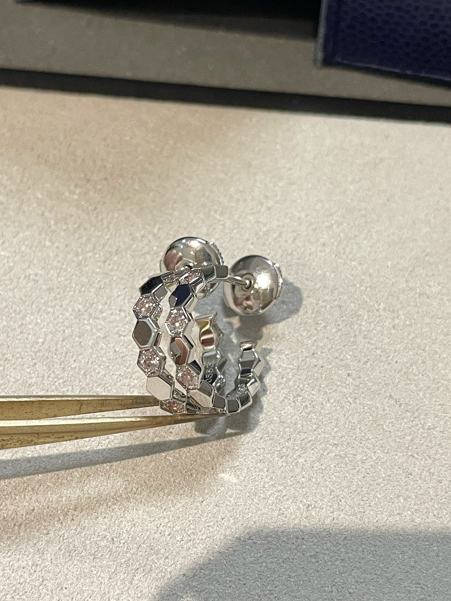 [Aurelle Style]Hollow Design Four-Leaf Clover Flower Shape Earrings