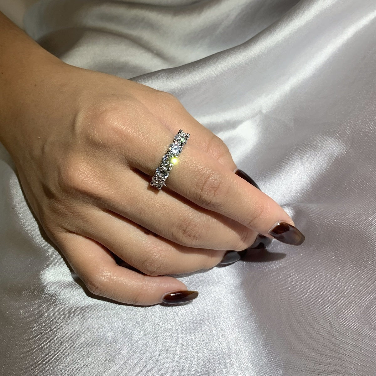 [Aurelle Style]Gorgeous Round Cut Tennis Ring