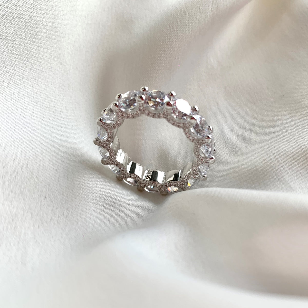 [Aurelle Style]Gorgeous Round Cut Tennis Ring