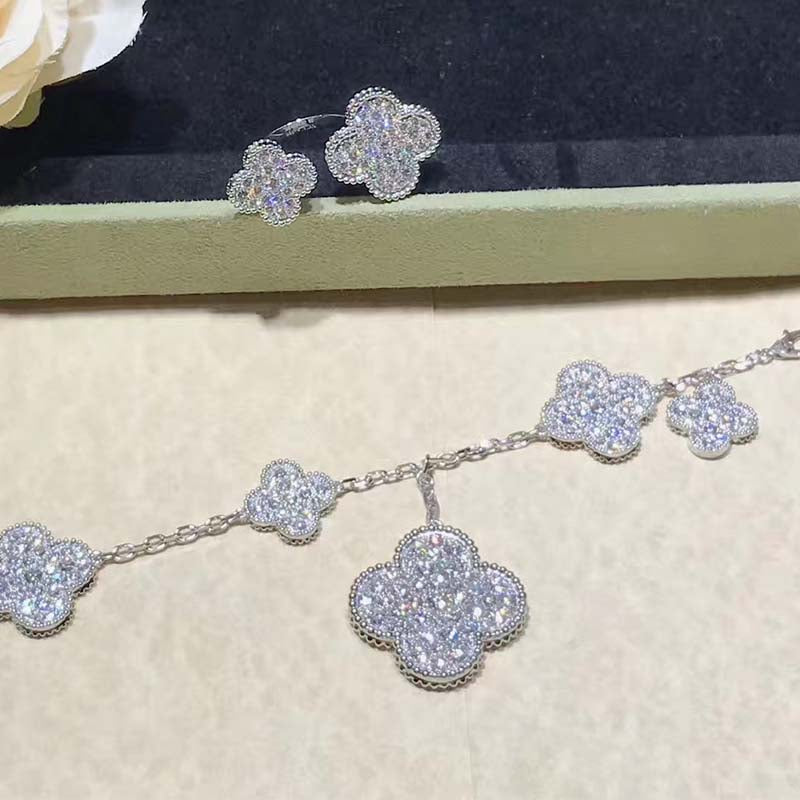 [Aurelle Style]CLOVER 6 MOTIFS SILVER DIAMOND BRACELET