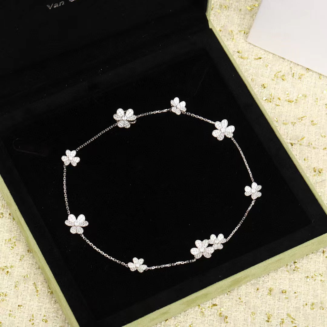 [Aurelle Style]FRIVOLE SILVER 9 FLOWERS NECKLACE