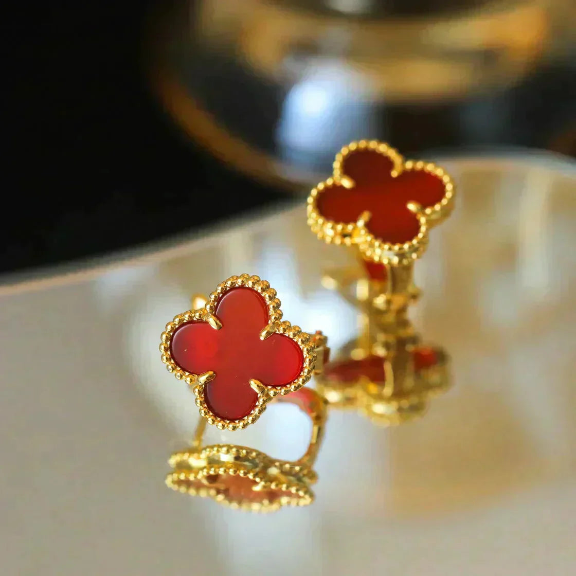 [TOP]CLOVER MEDIUM 1 MOTIFS CARNELIAN  EARRINGS