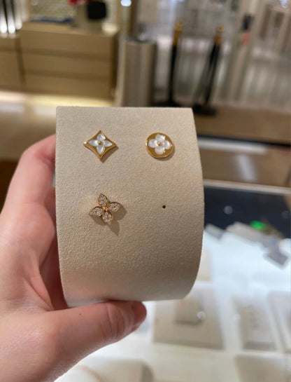 [Aurelle Style]STAR BLOSSOM STUD EARRINGS PINK GOLD DIAMONDS