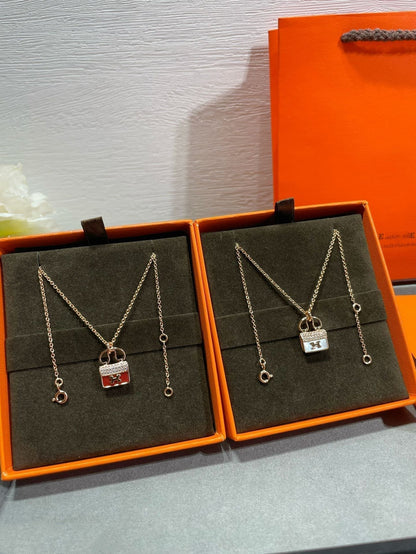 [Aurelle Style]H CIRCE MOISSANITE PENDANT NECKLACE GOLD