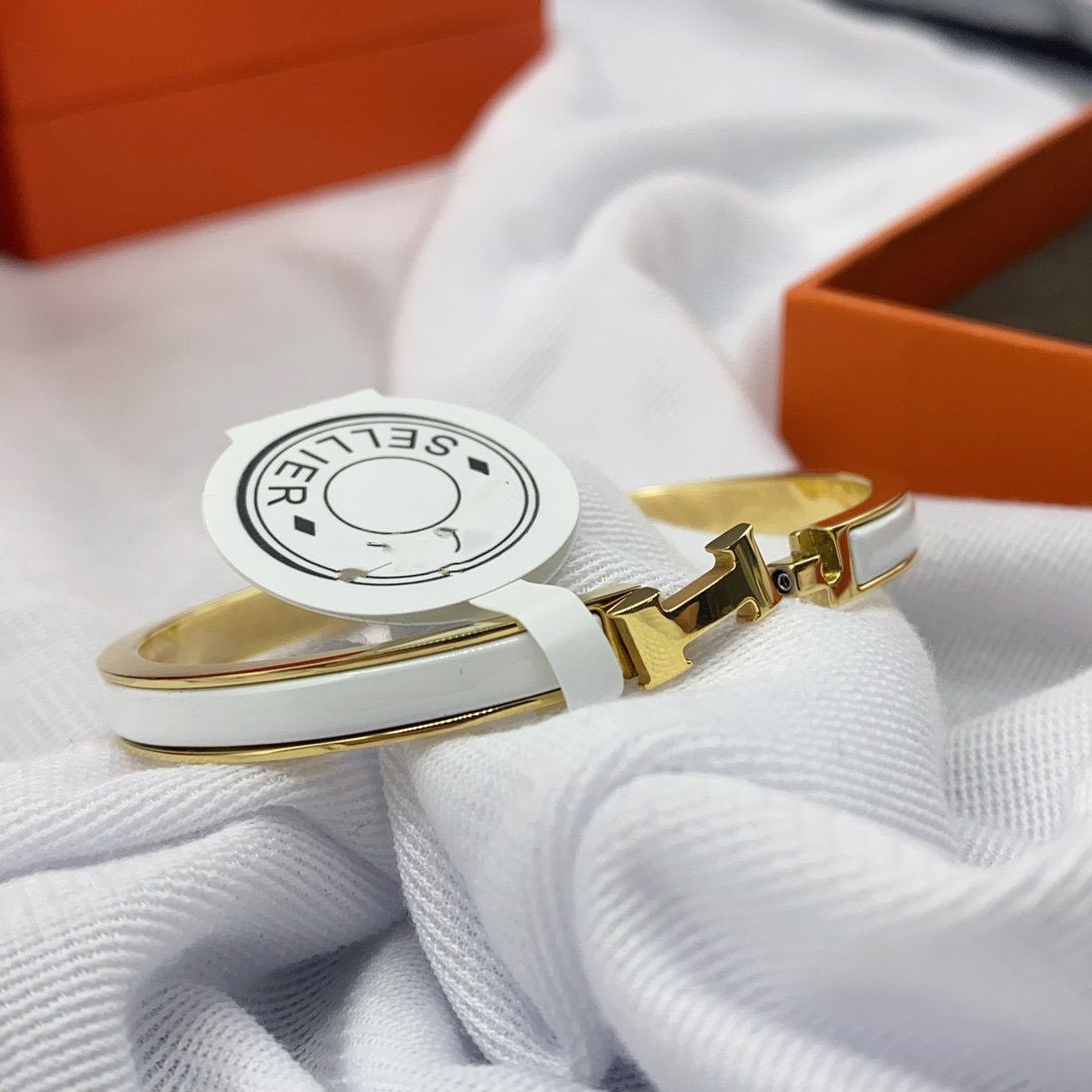 [Aurelle Style]CLASSIC HM CLIC WHITE 8MM ENAMEL BRACELET