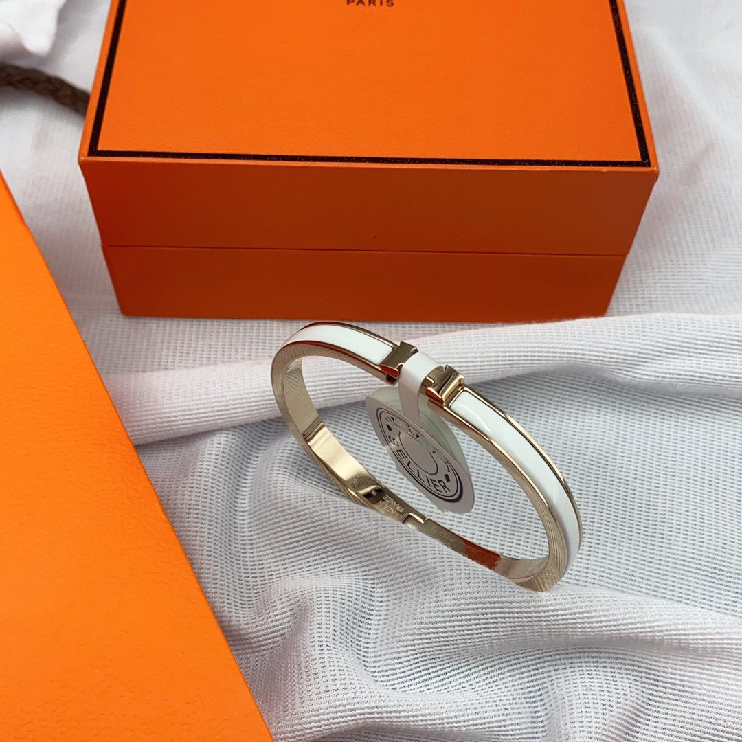 [Aurelle Style]CLASSIC HM CLIC WHITE 8MM ENAMEL BRACELET