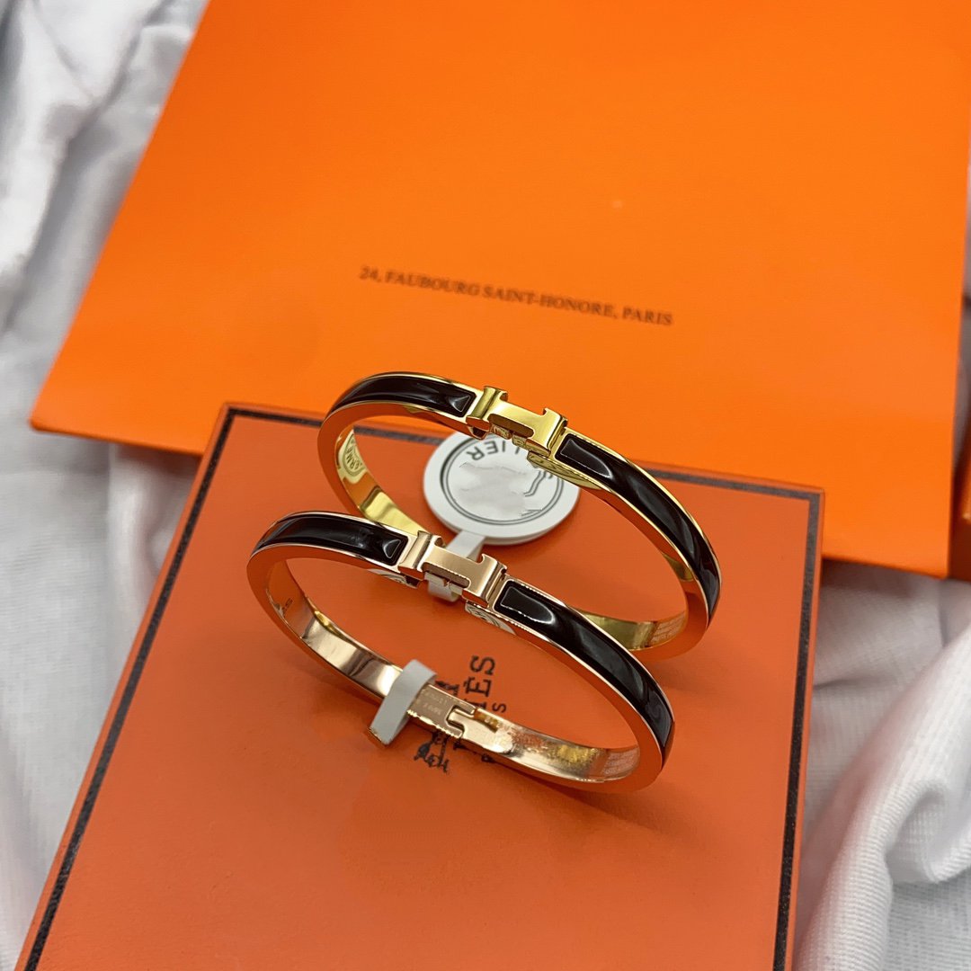 [Aurelle Style]CLASSIC HM CLIC BLACK 8MM ENAMEL BRACELET