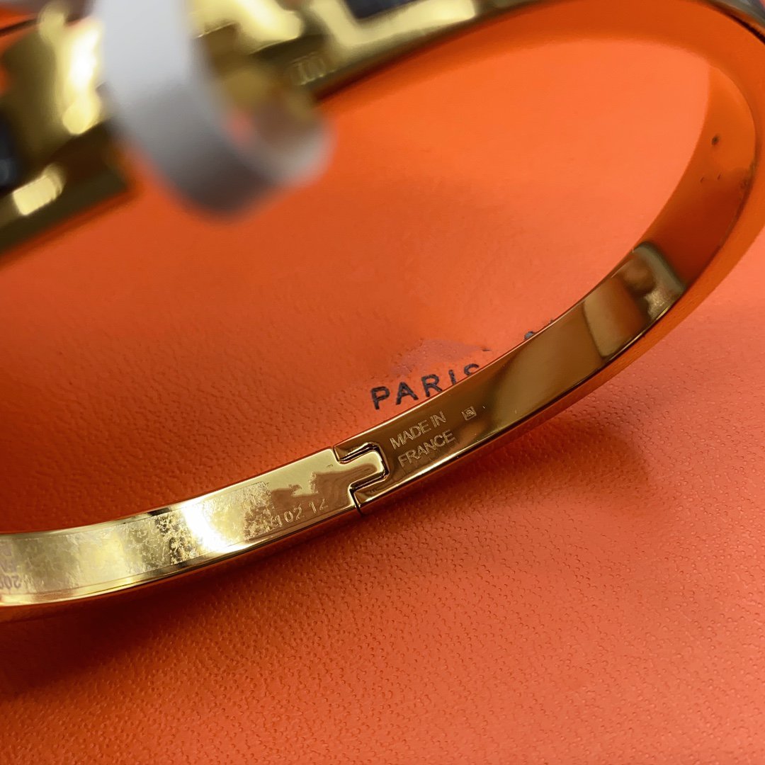 [Aurelle Style]CLASSIC HM CLIC BLACK 8MM ENAMEL BRACELET