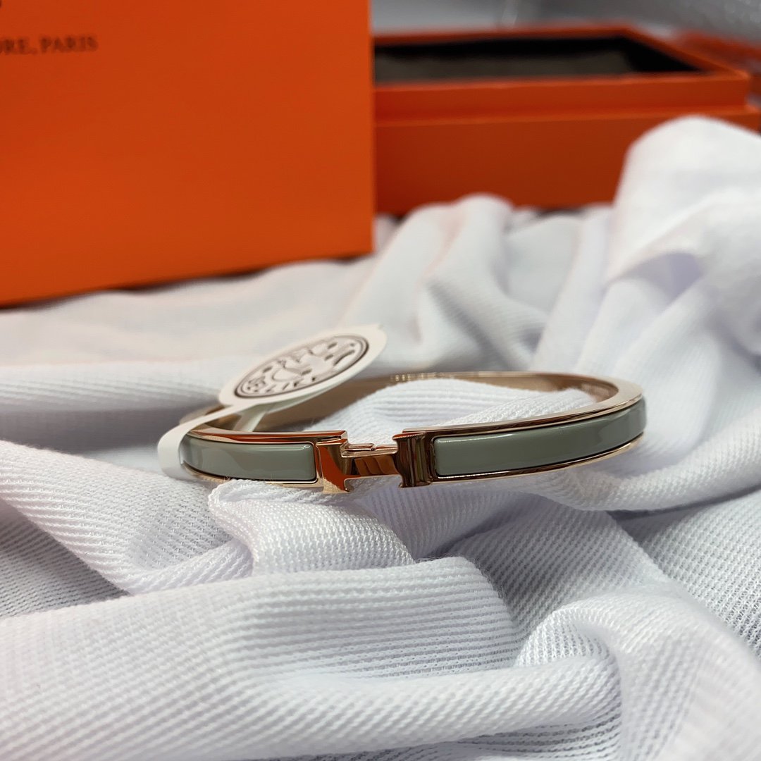 [Aurelle Style]CLASSIC HM CLIC GREEN 8MM ENAMEL BRACELET