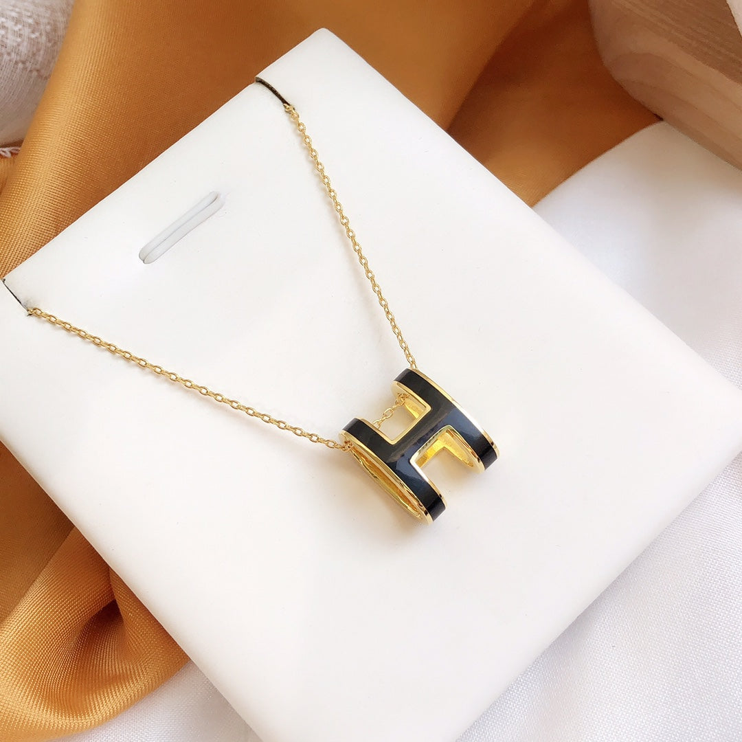 [Aurelle Style]HM CLIC BLACK ENAMEL GOLD NECKLACE