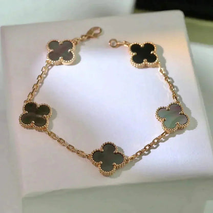 [Aurelle Style] CLOVER 5 MOTIF GRAY MOP BRACELET COLLECTION