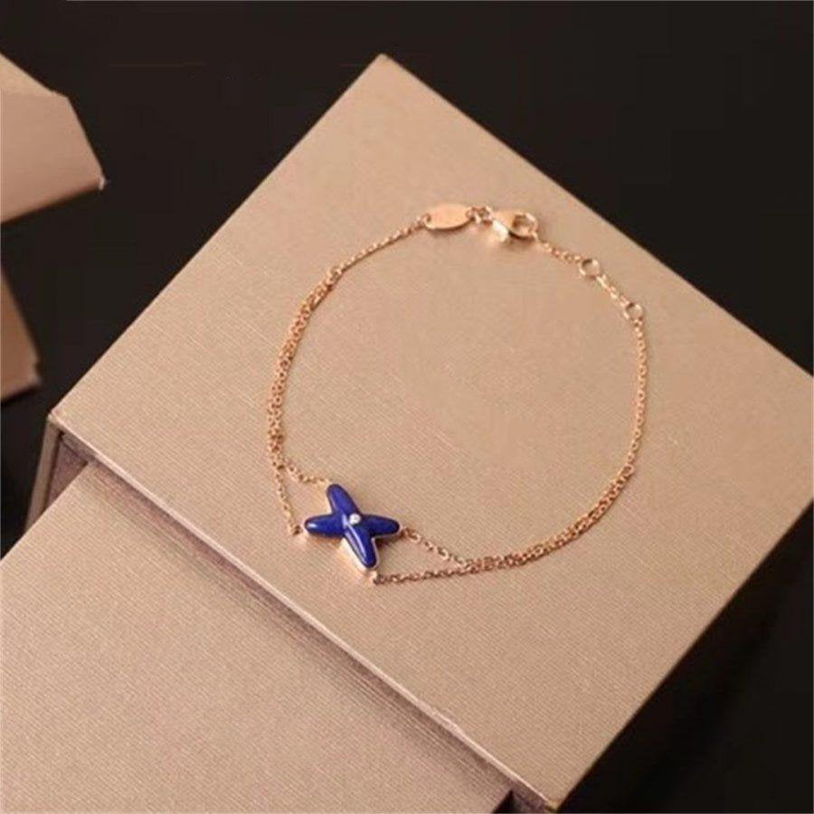 [Aurelle Style]Hollow Design Four-Leaf Clover Flower Shape Bracelet