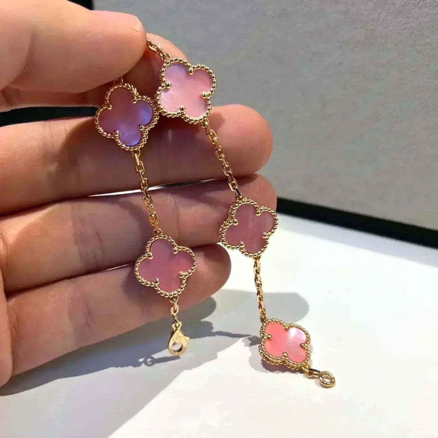 [Aurelle Style] CLOVER 5 MOTIFS  PINK MOP BRACELET COLLECTION