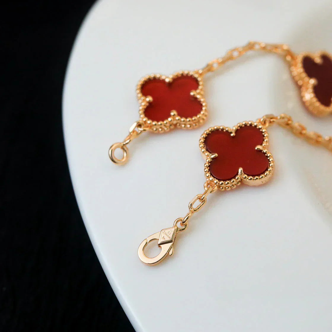 [Aurelle Style] CLOVER 5 MOTIF RED CORNELIAN BRACELET COLLECTION