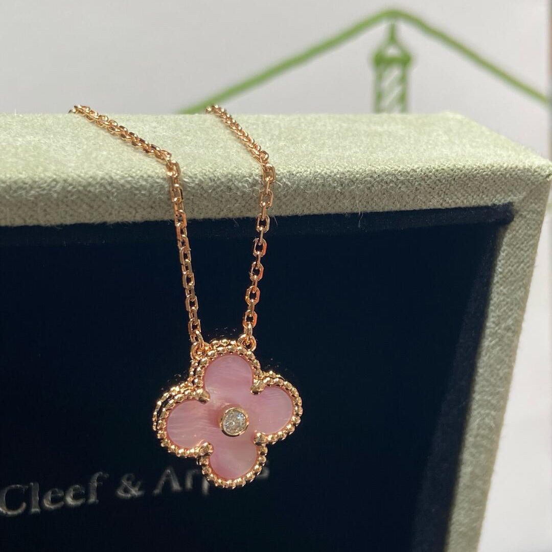[Aurelle Style]CLOVER 15MM DIAMOND PINK MOP NECKLACE