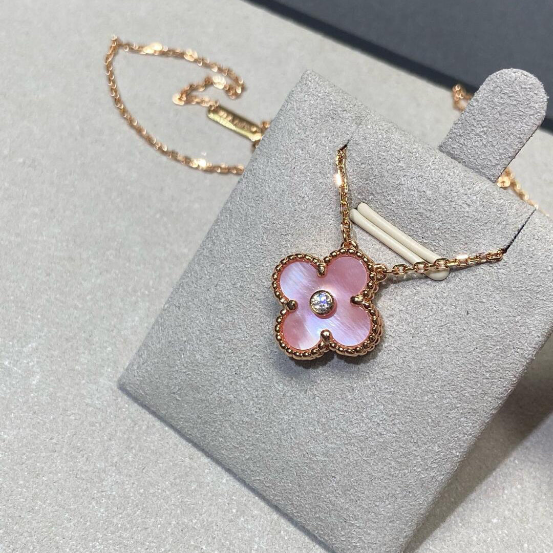 [Aurelle Style]CLOVER 15MM DIAMOND PINK MOP NECKLACE