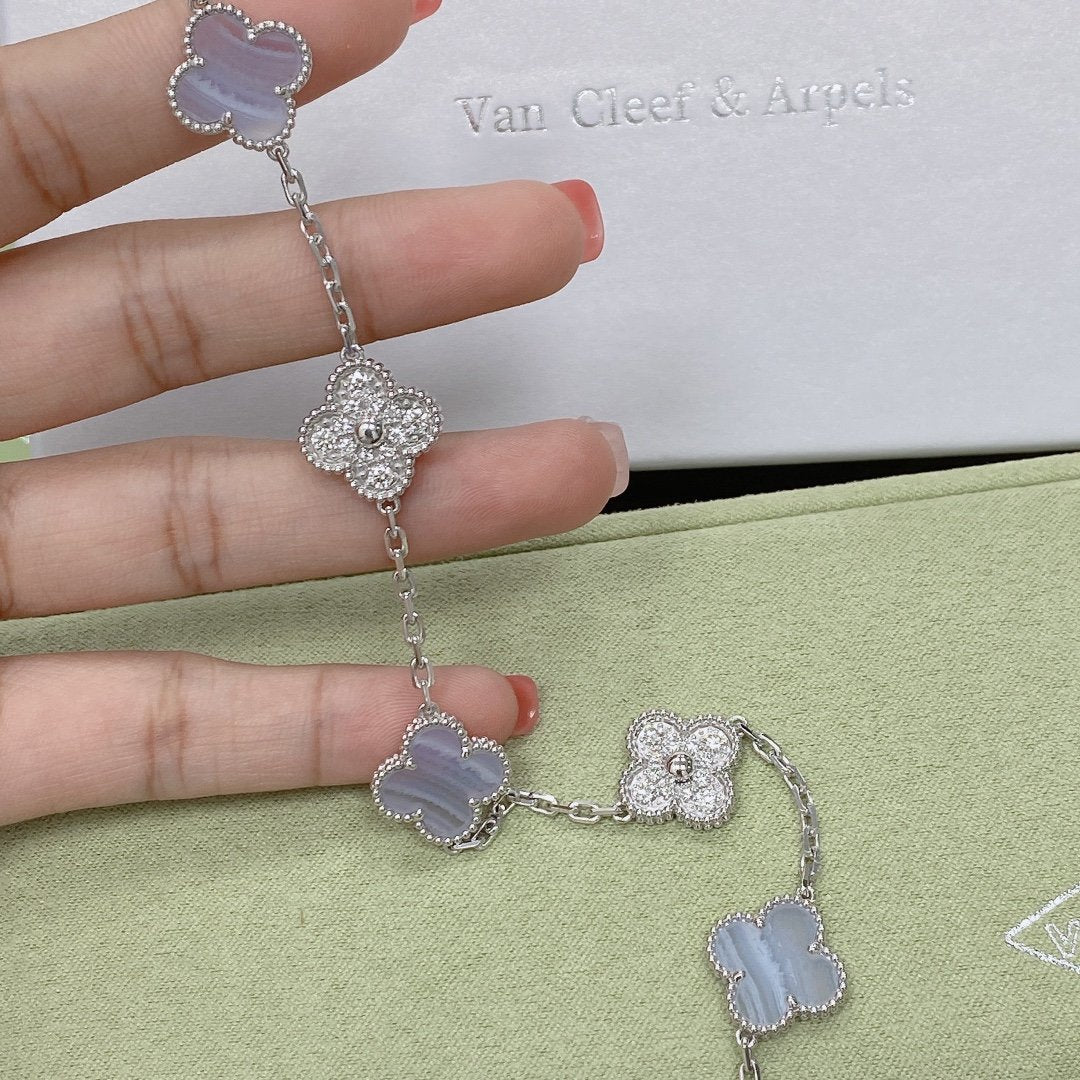 [Aurelle Style] CLOVER 5 MOTIF PURPLE CHALCEDONY BRACELET COLLECTION