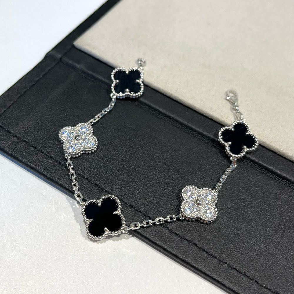 [Aurelle Style] CLOVER 5 MOTIF ONYXS BRACELET COLLECTION