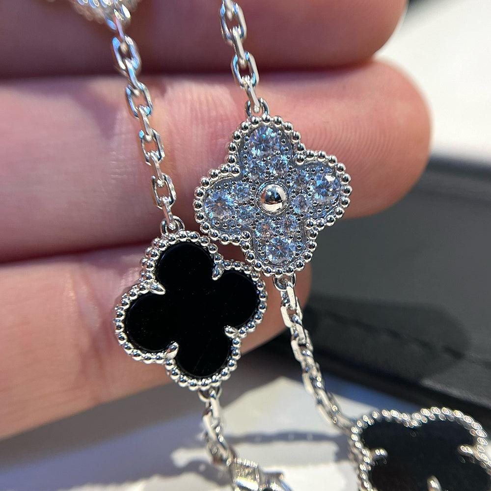 [Aurelle Style] CLOVER 5 MOTIF ONYXS BRACELET COLLECTION